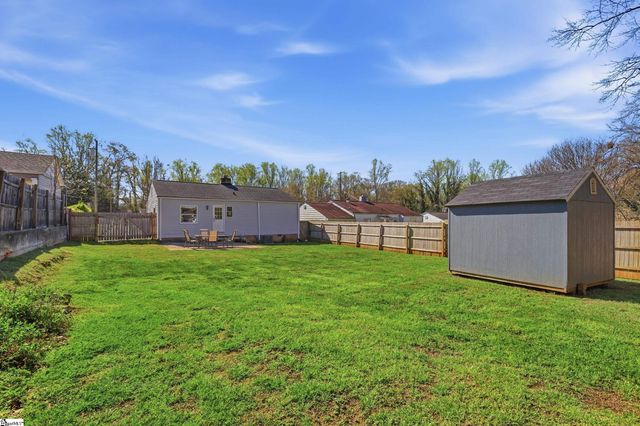 110 E Decatur Street, Greenville, SC 29617