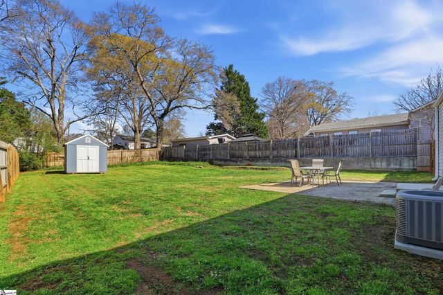 110 E Decatur Street, Greenville, SC 29617