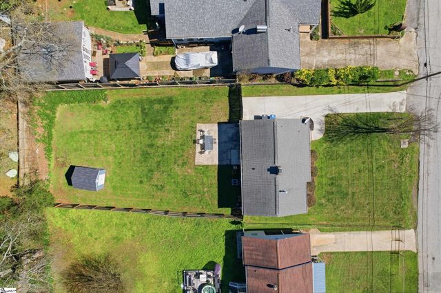 110 E Decatur Street, Greenville, SC 29617