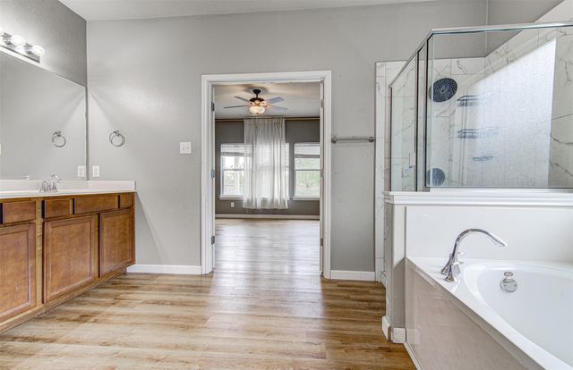 4525 Dennis LN, Pflugerville, TX 78660