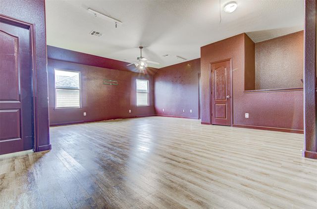 4525 Dennis LN, Pflugerville, TX 78660