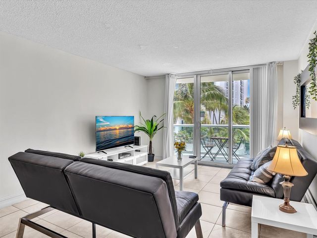 3901 S Ocean Drive 3j, Hollywood, FL 33019