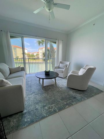 18 Harbour Isle Drive W 203, Fort Pierce, FL 34949
