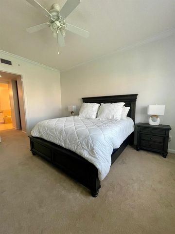 18 Harbour Isle Drive W 203, Fort Pierce, FL 34949