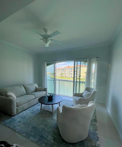 18 Harbour Isle Drive W 203, Fort Pierce, FL 34949