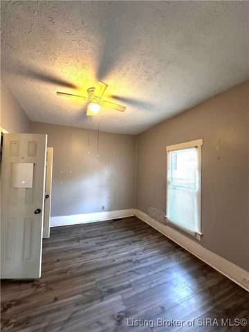 1132 Greenaway Place, New Albany, IN 47150