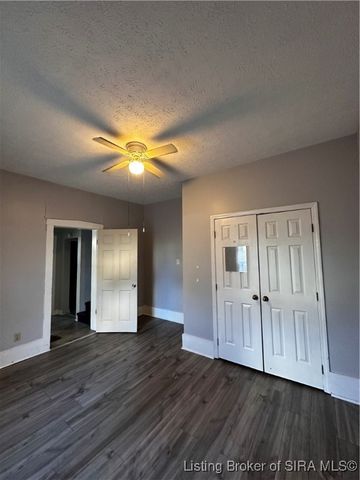 1132 Greenaway Place, New Albany, IN 47150