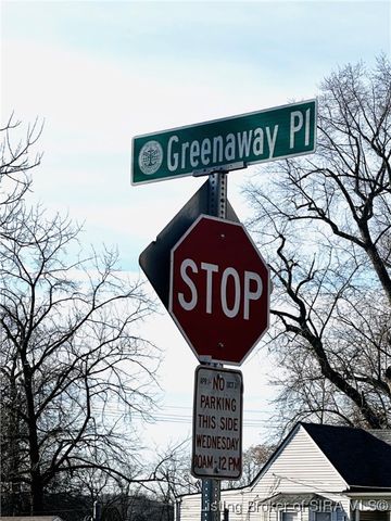 1132 Greenaway Place, New Albany, IN 47150