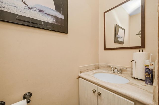 1411 Egleston Avenue, Kalamazoo, MI 49001