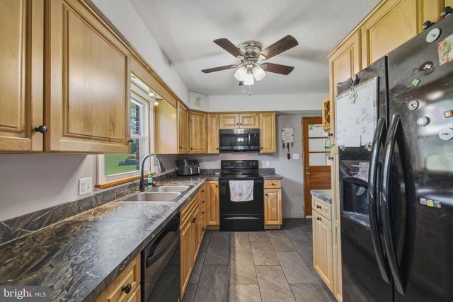 380 E RESERVOIR RD, Woodstock, VA 22664