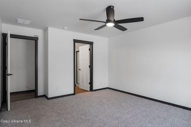 2238 Maverick Ct, Sandpoint, ID 83864