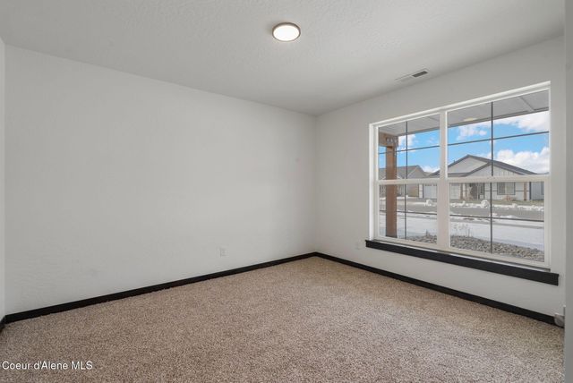 2238 Maverick Ct, Sandpoint, ID 83864