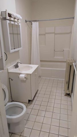 187 Winthrop Rd 3, Brookline, MA 02445