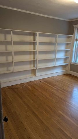 187 Winthrop Rd 3, Brookline, MA 02445