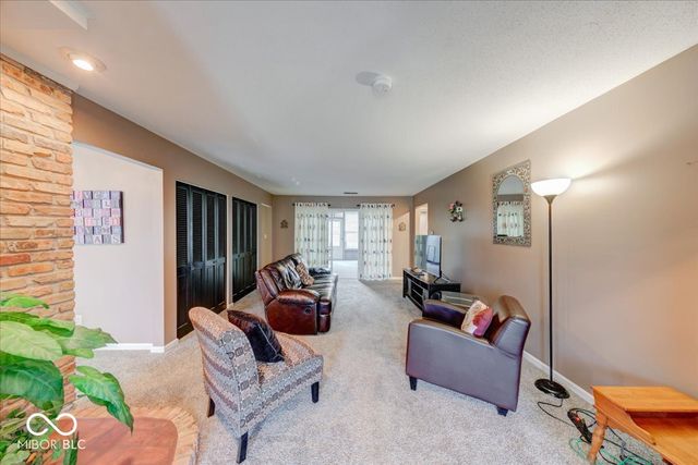 926 Ardsley Drive, Indianapolis, IN 46234