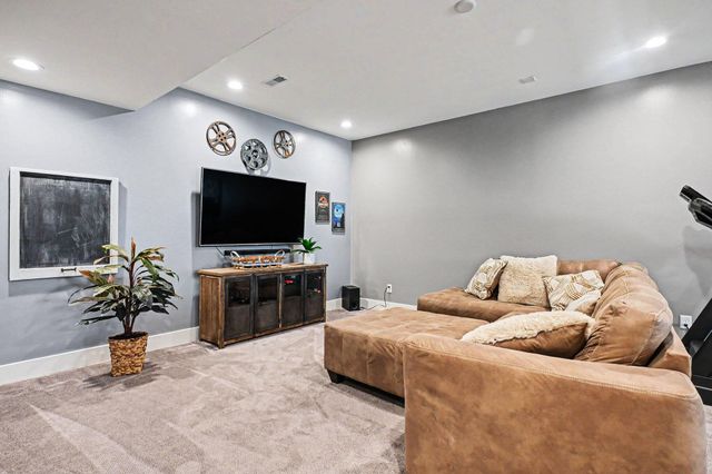 6021 Racine Drive, Stevensville, MI 49127