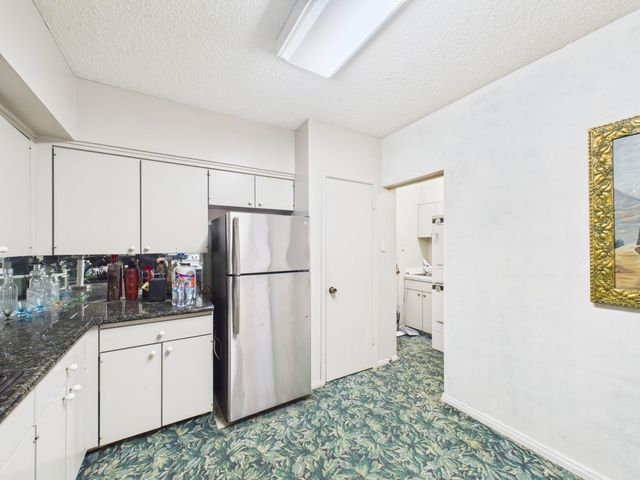 5001 Woodway Drive 1104, Houston, TX 77056