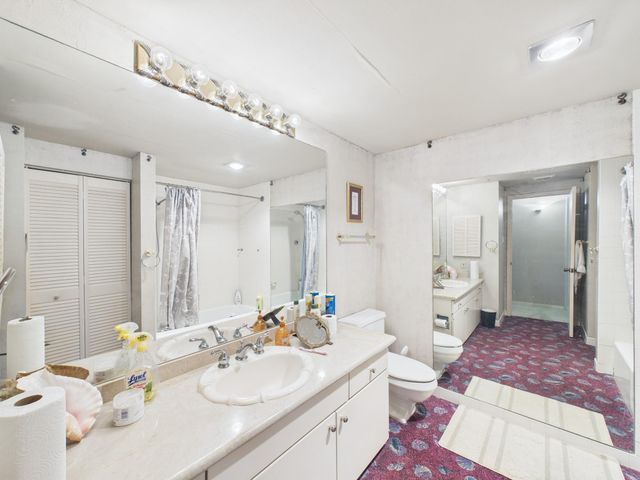 5001 Woodway Drive 1104, Houston, TX 77056