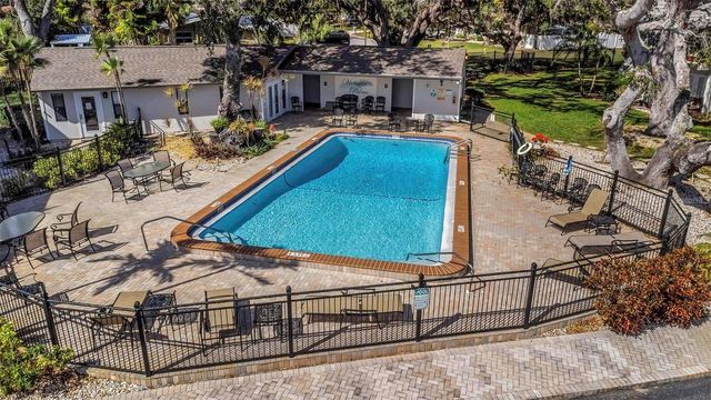 718 LYNDHURST STREET 904, Dunedin, FL 34698