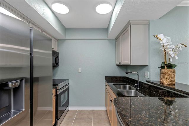 718 LYNDHURST STREET 904, Dunedin, FL 34698