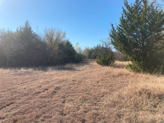2590 Sears Road, Bells, TX 75414