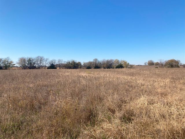 2590 Sears Road, Bells, TX 75414