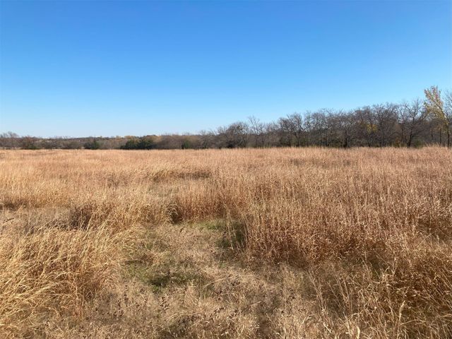 2590 Sears Road, Bells, TX 75414