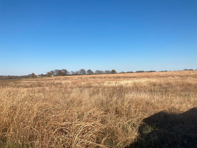 2590 Sears Road, Bells, TX 75414