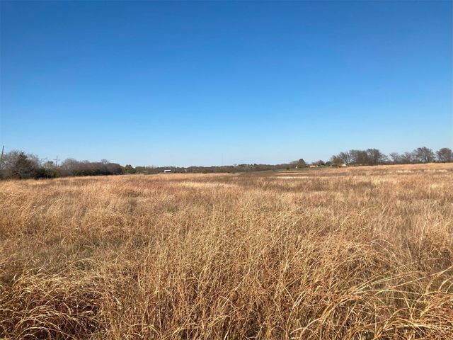 2590 Sears Road, Bells, TX 75414