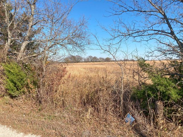 2590 Sears Road, Bells, TX 75414