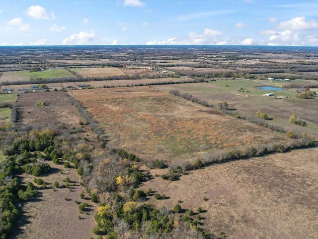 2590 Sears Road, Bells, TX 75414