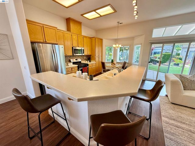 30 Gala Ln, Brentwood, CA 94513