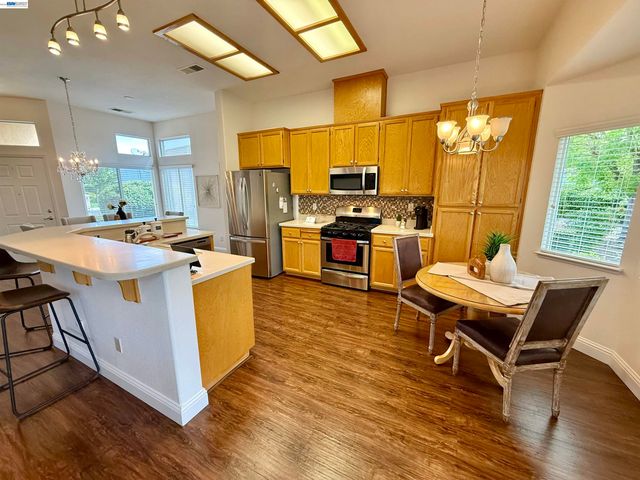 30 Gala Ln, Brentwood, CA 94513