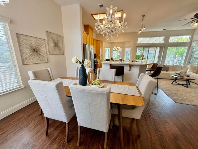 30 Gala Ln, Brentwood, CA 94513