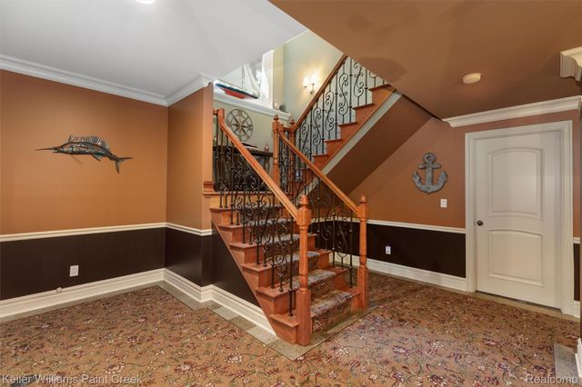 22220 E River Road, Grosse Ile Township, MI 48138