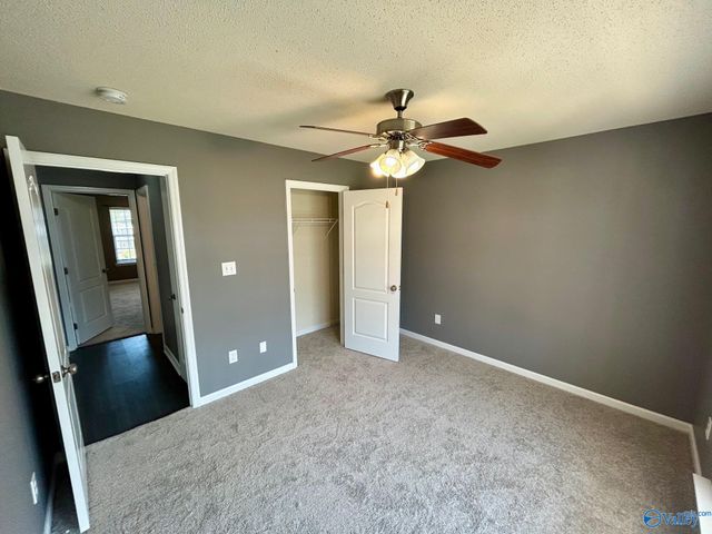 210 Shadow Cove Drive SW, Huntsville, AL 35824
