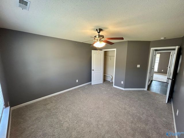 210 Shadow Cove Drive SW, Huntsville, AL 35824