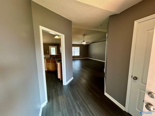 210 Shadow Cove Drive SW, Huntsville, AL 35824