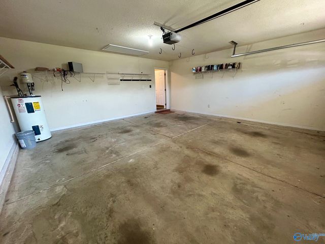 210 Shadow Cove Drive SW, Huntsville, AL 35824