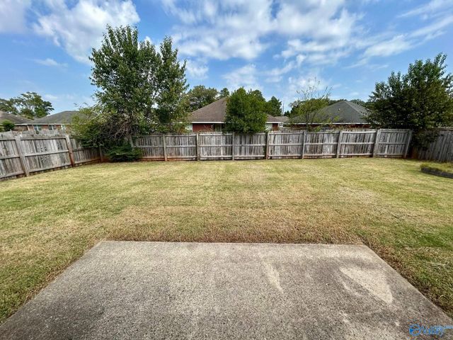 210 Shadow Cove Drive SW, Huntsville, AL 35824
