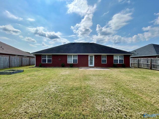 210 Shadow Cove Drive SW, Huntsville, AL 35824
