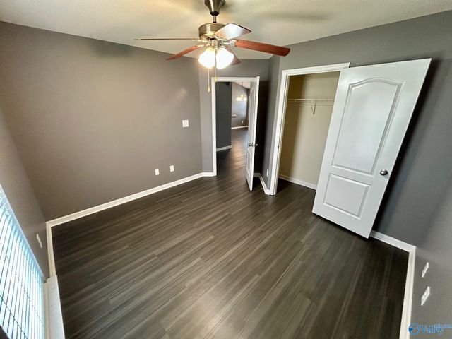 210 Shadow Cove Drive SW, Huntsville, AL 35824