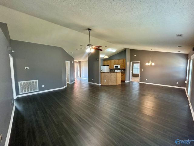 210 Shadow Cove Drive SW, Huntsville, AL 35824