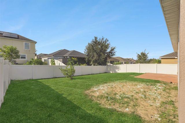 1038 SUFFRAGETTE CIRCLE, Haines City, FL 33844