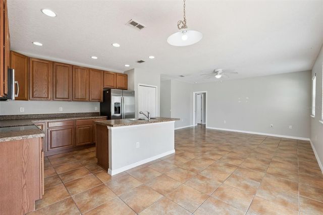 1038 SUFFRAGETTE CIRCLE, Haines City, FL 33844