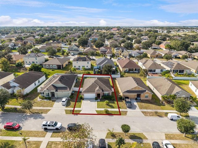 1038 SUFFRAGETTE CIRCLE, Haines City, FL 33844