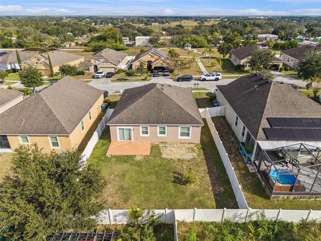 1038 SUFFRAGETTE CIRCLE, Haines City, FL 33844