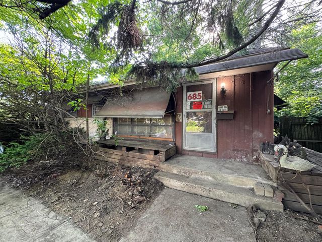 685 S James Road, Columbus, OH 43213