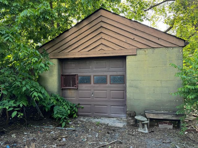 685 S James Road, Columbus, OH 43213