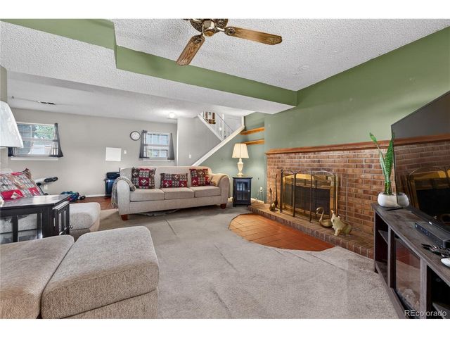 4581 Fullerton Ct, Denver, CO 80239